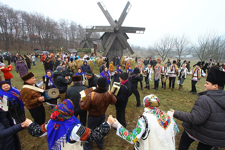Від різдва до йордану 2015